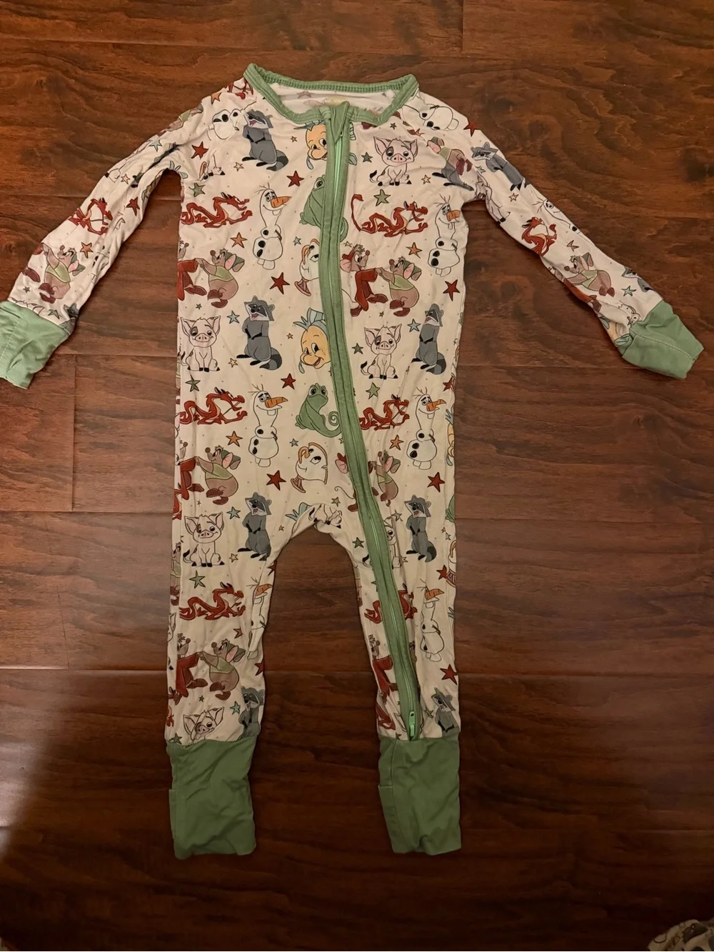 Disney Sidekicks 6-12 month bamboo sleeper with Green Trim